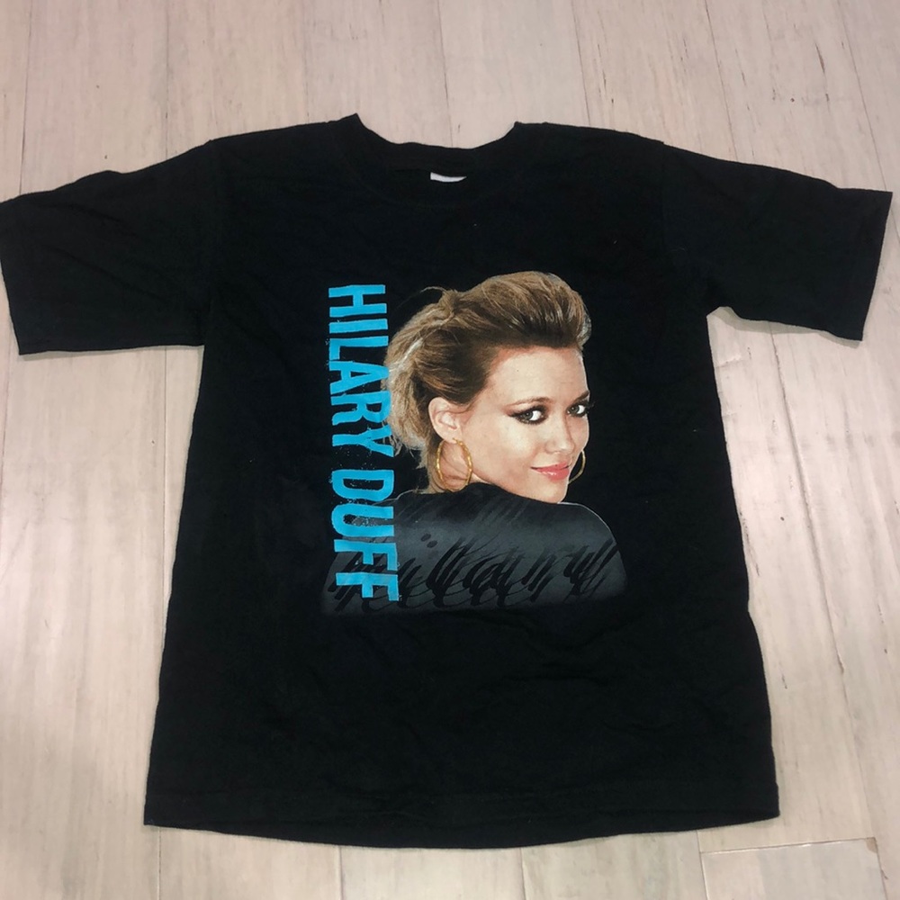 2005 Hilary Duff concert tshirt